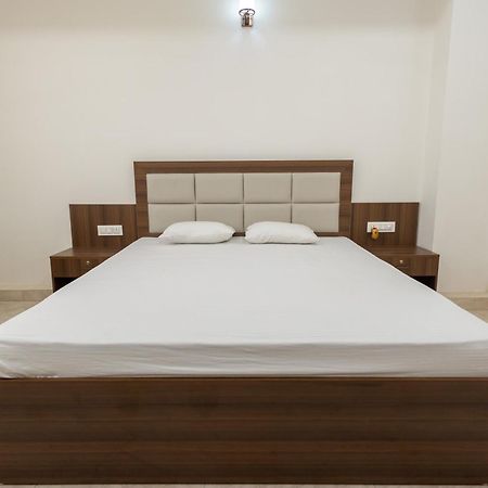 Maryada Maitri Resort -100 Rooms & 3 Banquets Siliguri Eksteriør billede
