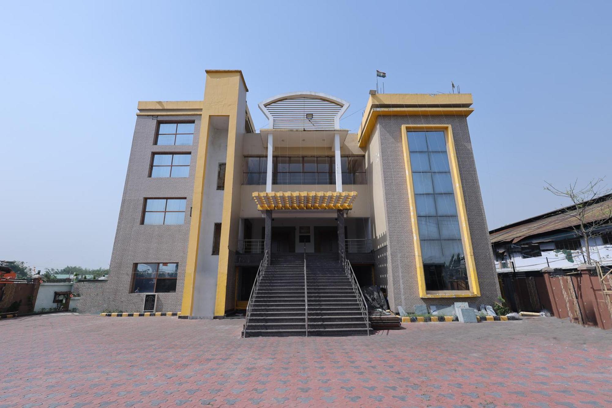 Maryada Maitri Resort -100 Rooms & 3 Banquets Siliguri Eksteriør billede