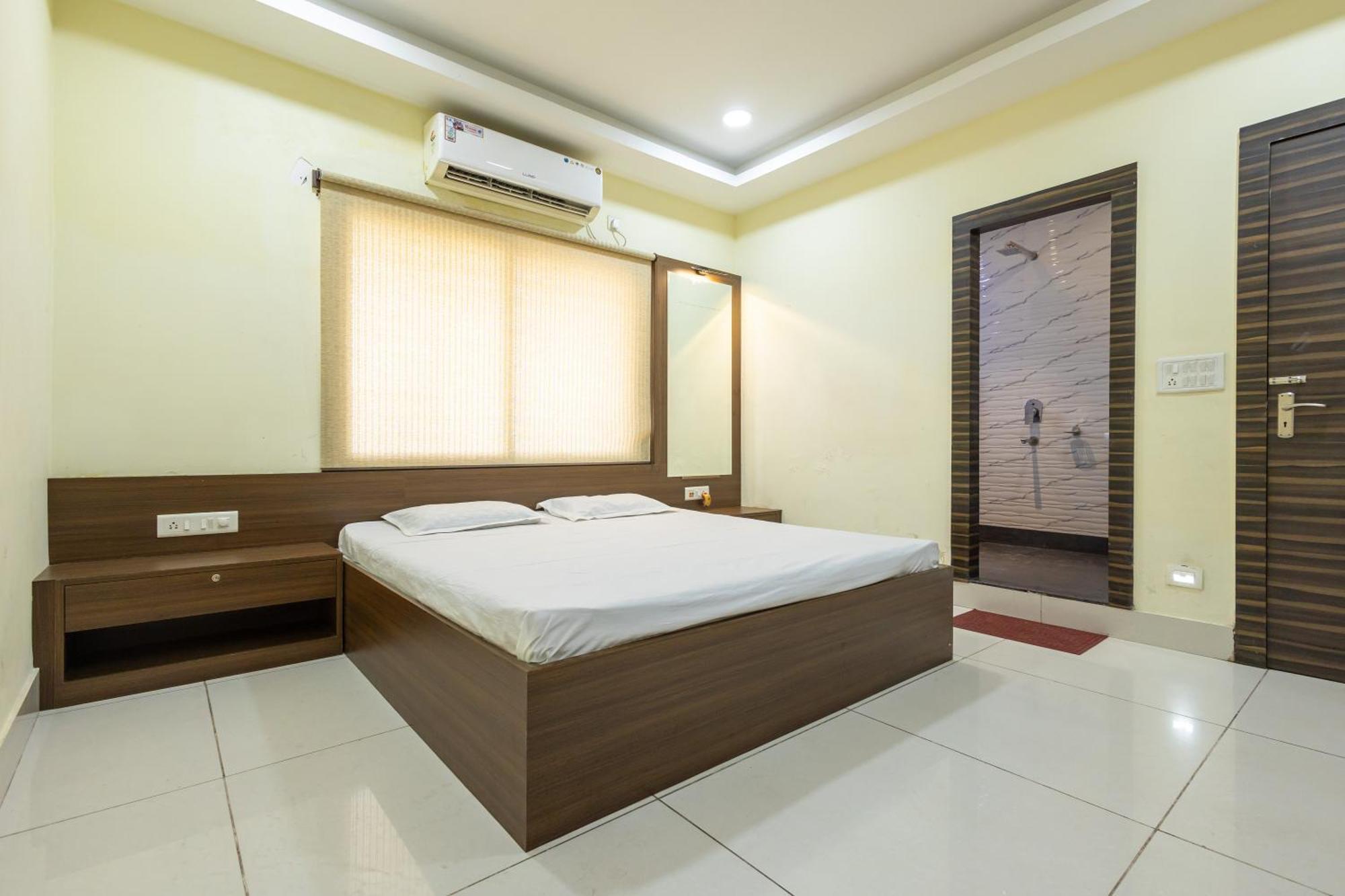Maryada Maitri Resort -100 Rooms & 3 Banquets Siliguri Eksteriør billede