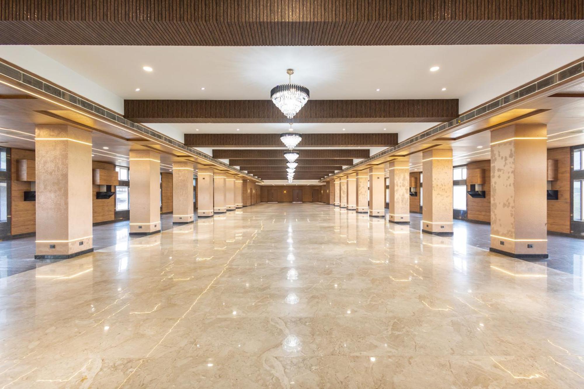 Maryada Maitri Resort -100 Rooms & 3 Banquets Siliguri Eksteriør billede